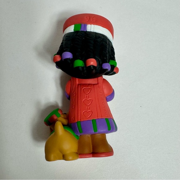 Vintage Hallmark Keepsake Ornament Tamika Penda Kids 1996 - Picture 7 of 8